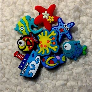 Croc charms pack of 8